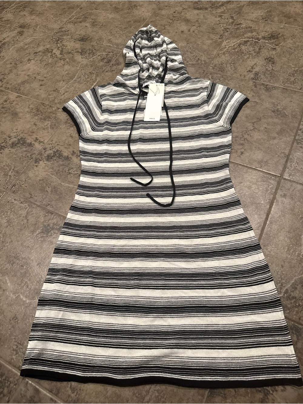 🥦Striped Hooded Short-Sleeve Dress - Mango